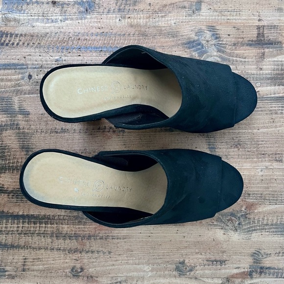 Chinese Laundry Black Suede Albright Platform, SZ 7.5 EUC - Picture 3 of 8